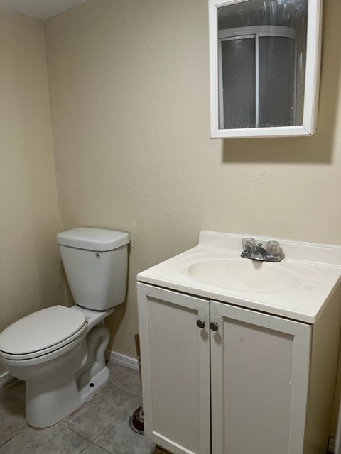 1614 Ryon Street B Property Photo 6