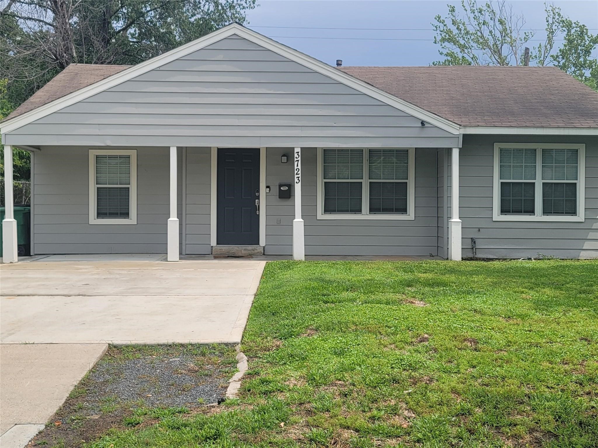 3723 Daphne Street Property Photo