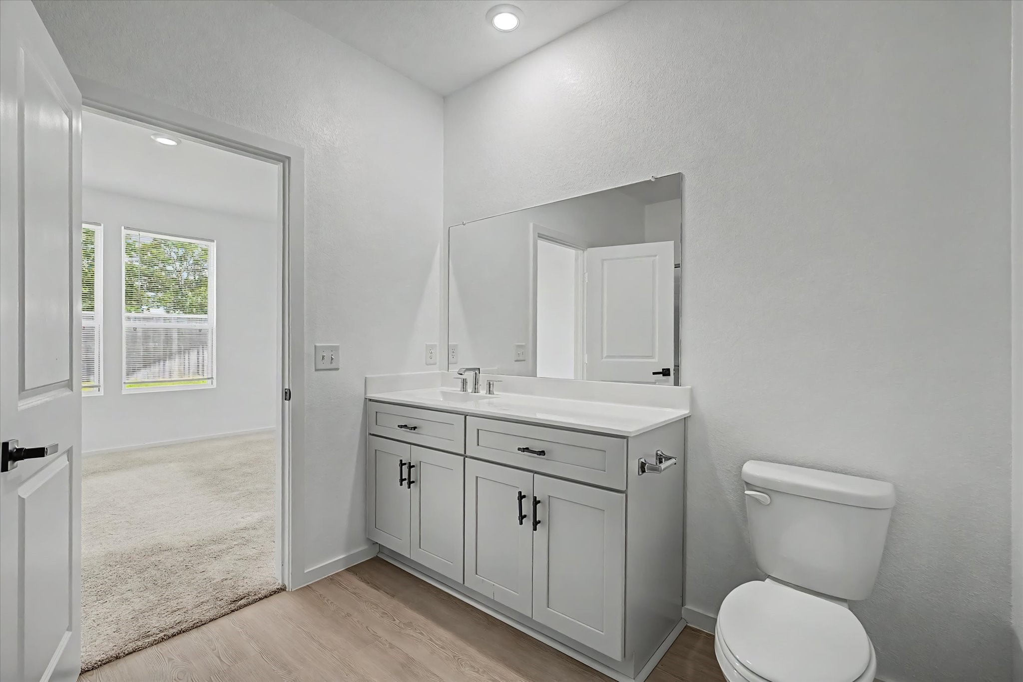 511 Louis Lane Property Photo 19