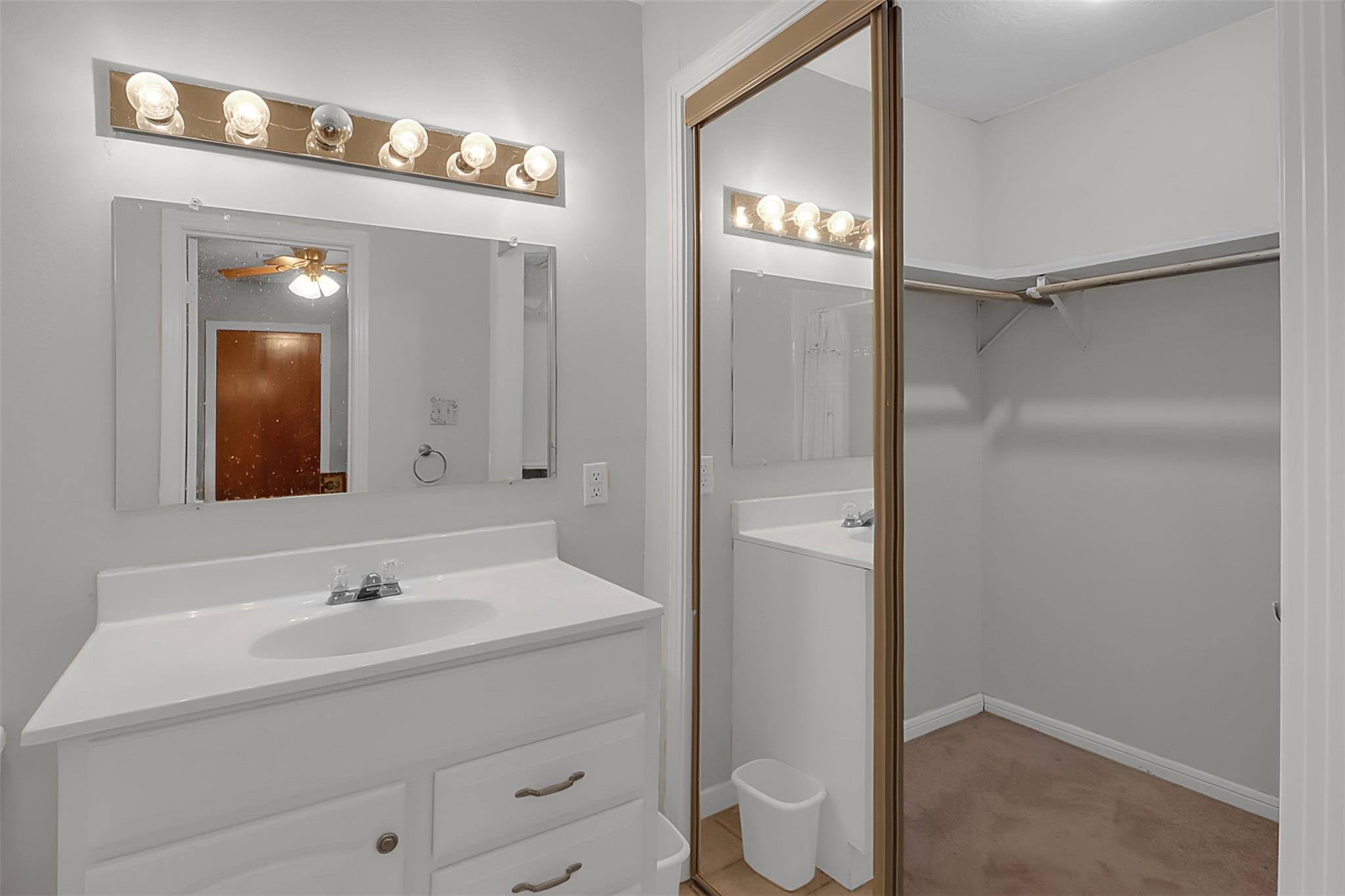 702 Parkway Street, Baytown Tx 77520 Property Photo 9