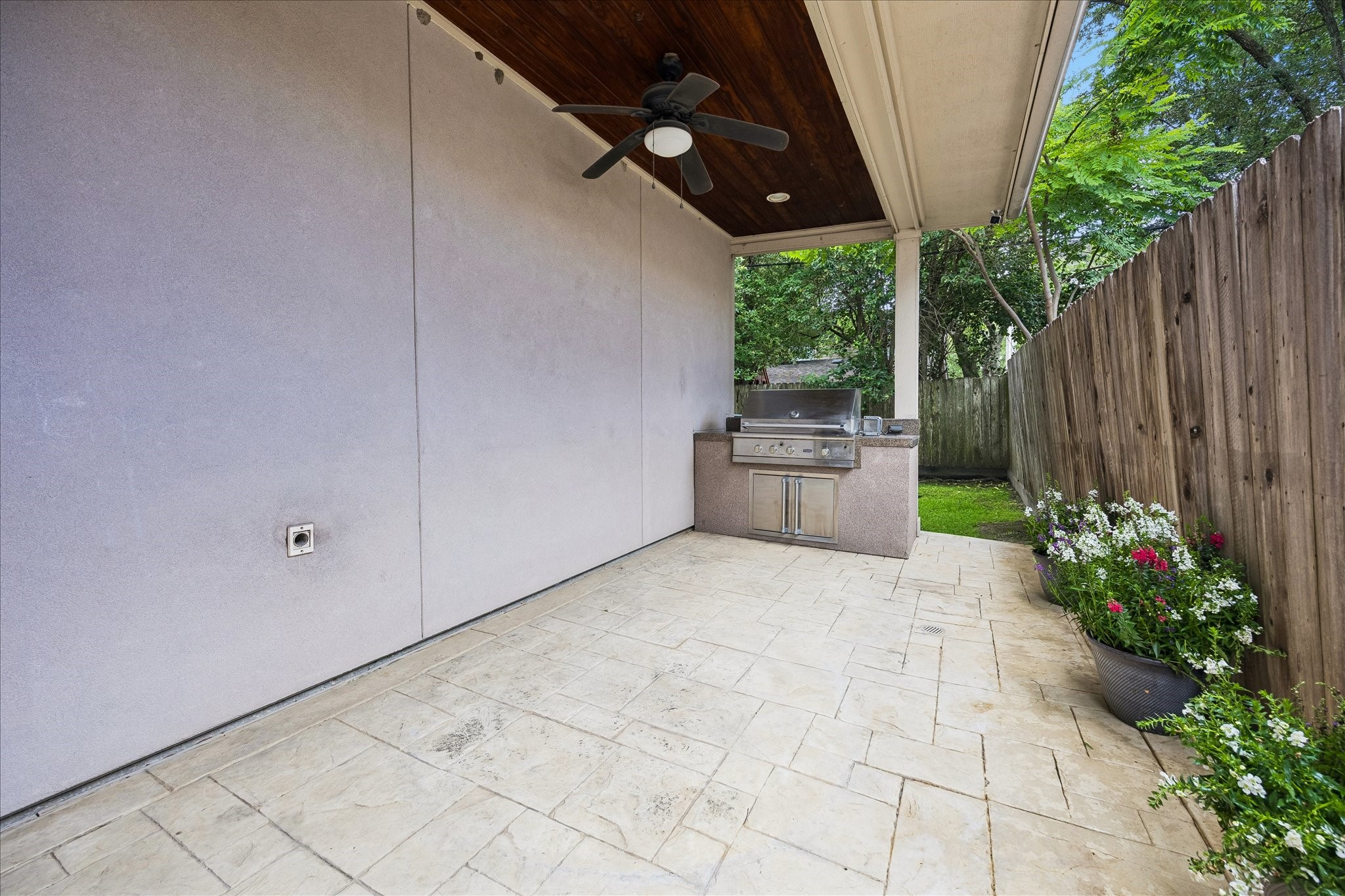 2601 Talbott Property Photo 35