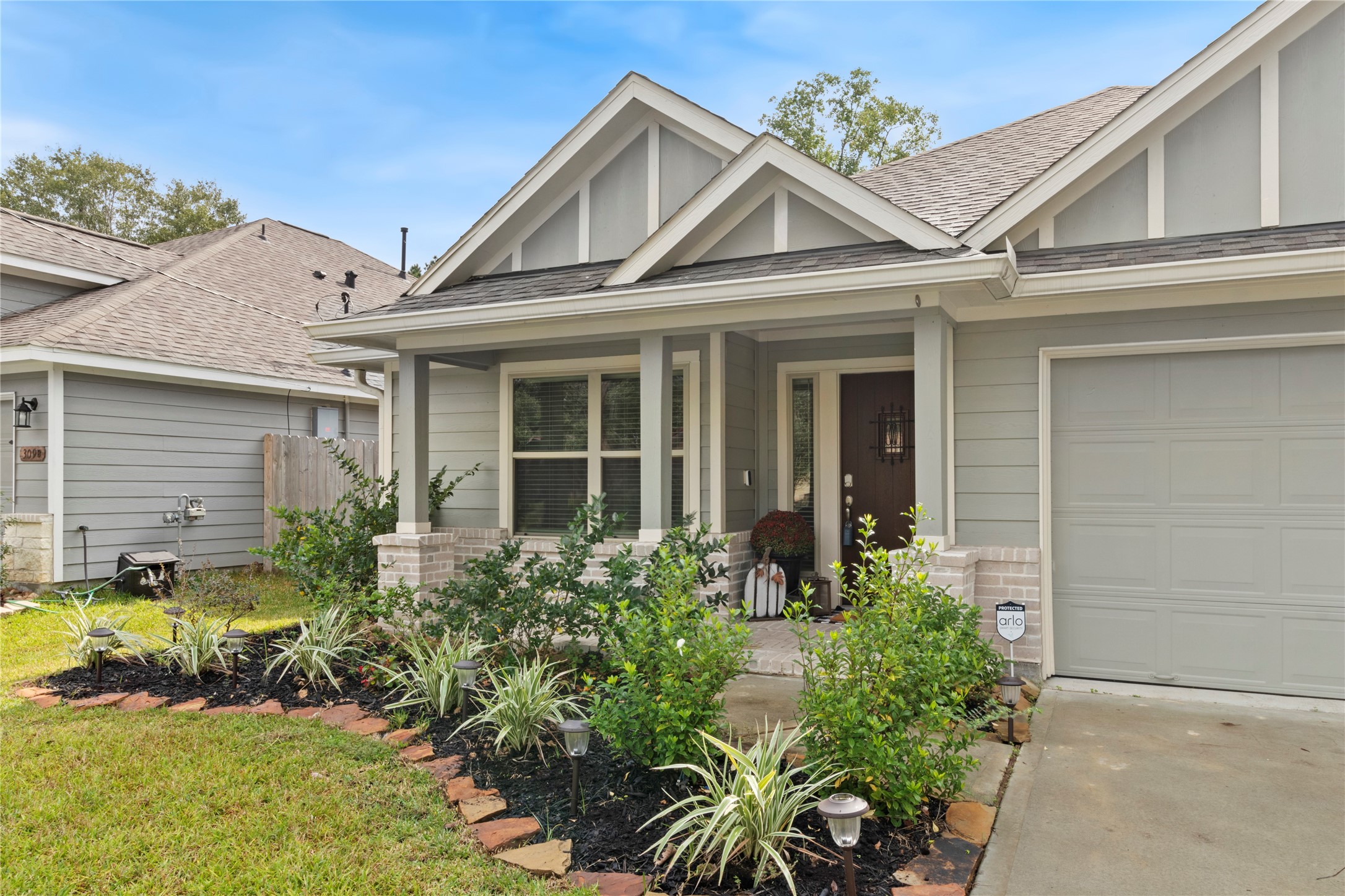 309a Maple Lane Property Photo 1