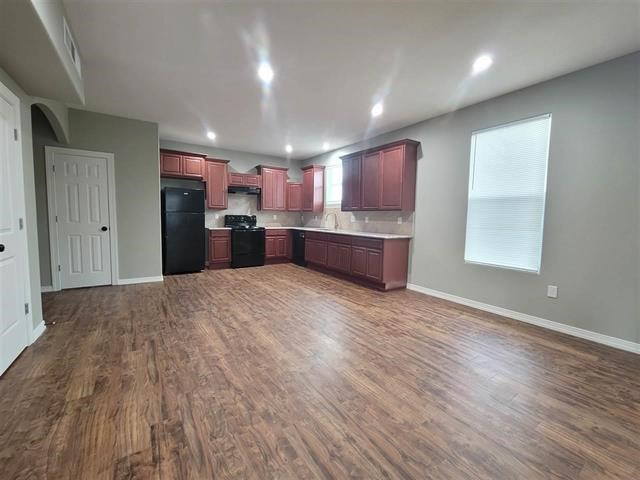 6051 25th Street Property Photo 5