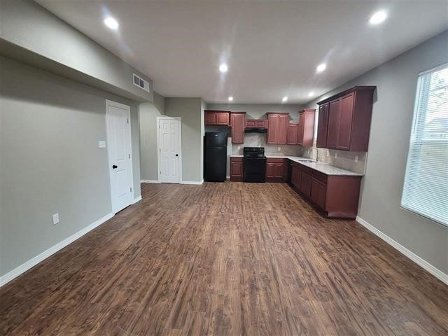 6051 25th Street Property Photo 6