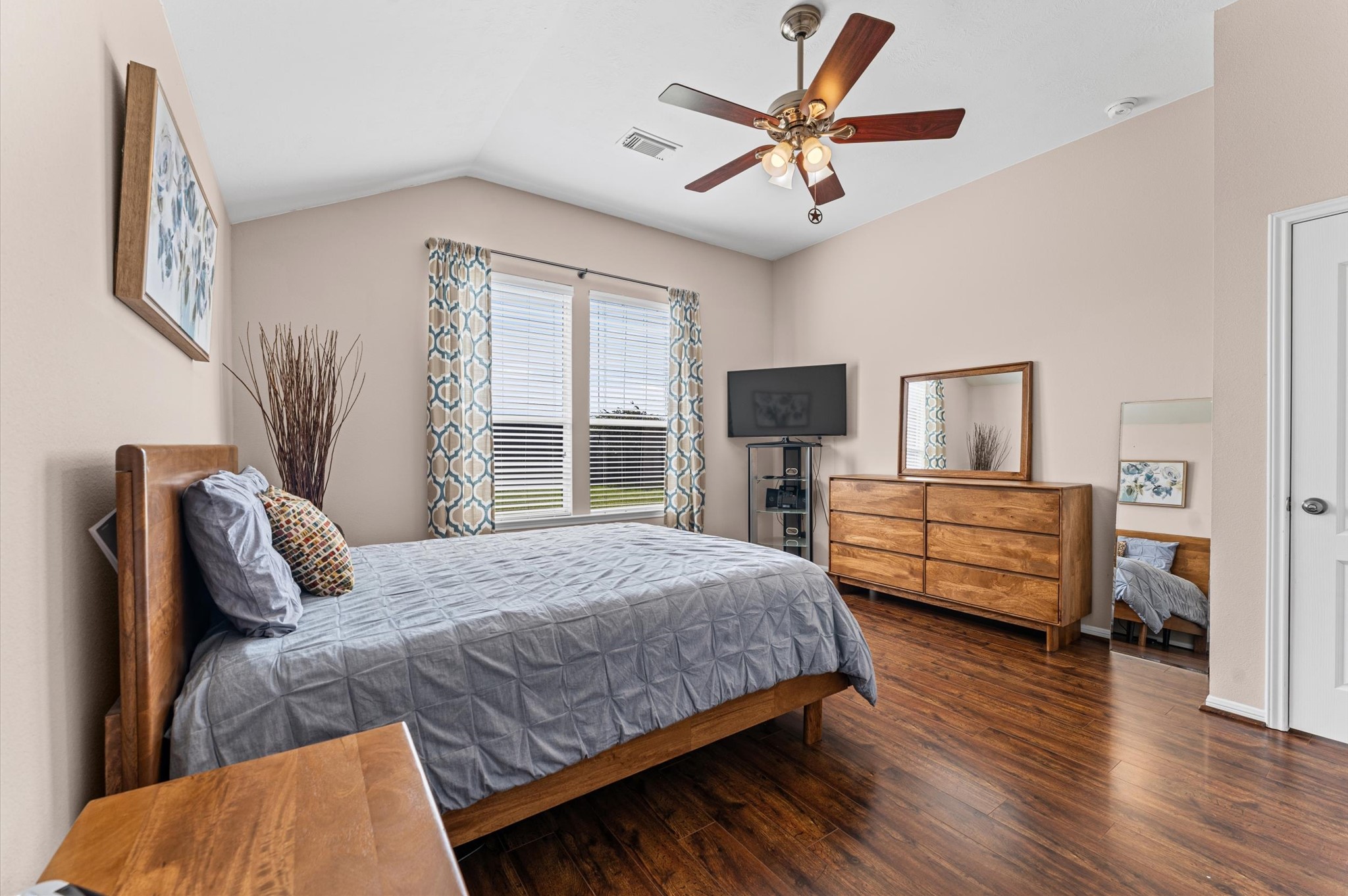 3902 Pine Forest Green Boulevard Property Photo 13