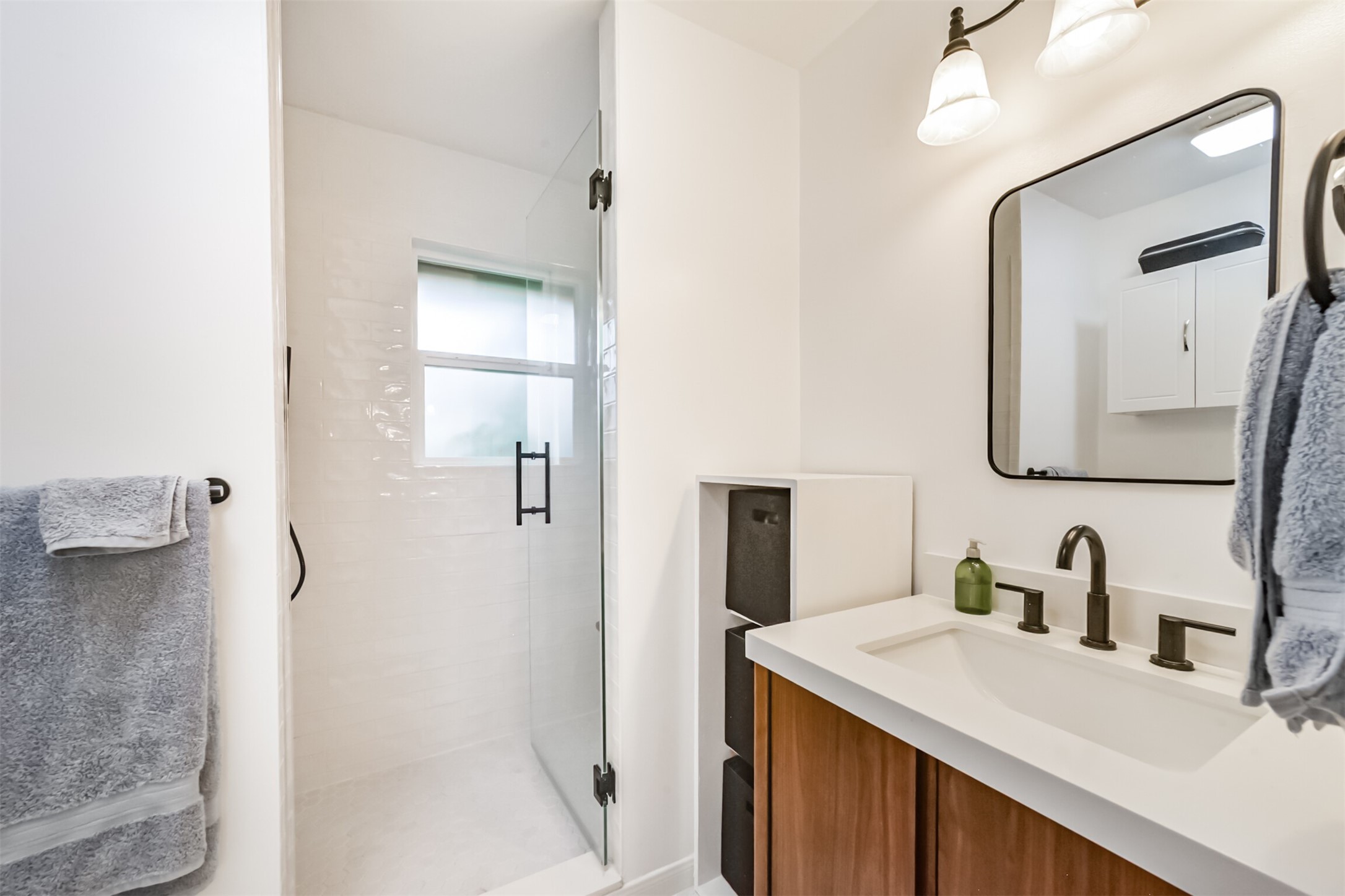 5847 Paisley Street Property Photo 5