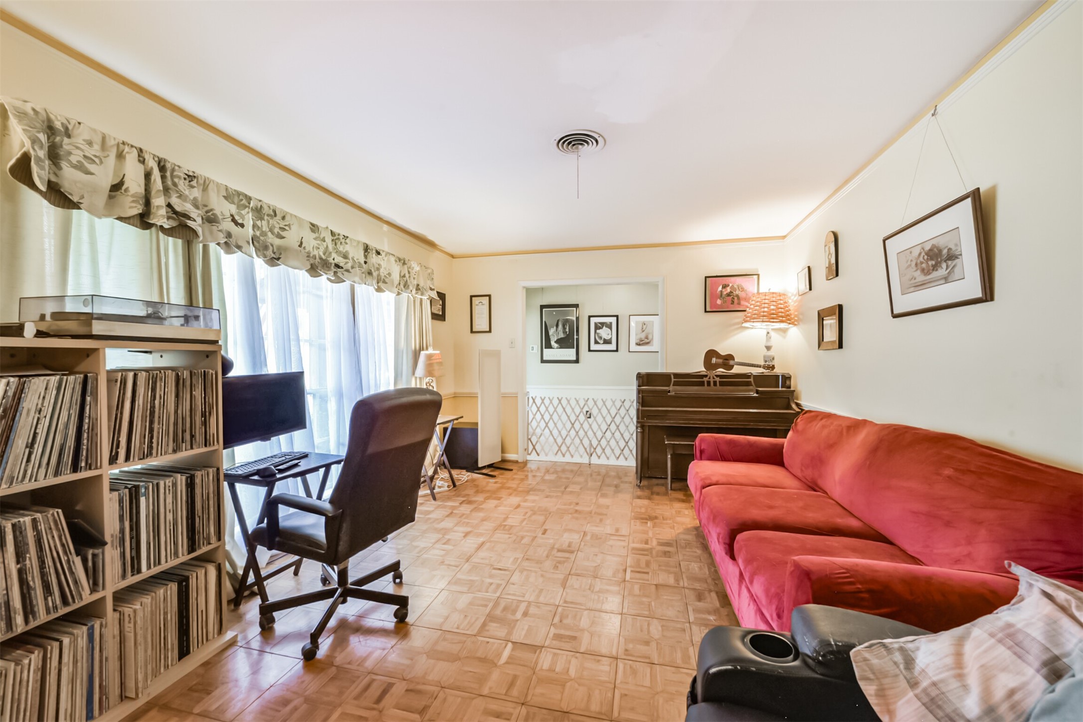 5847 Paisley Street Property Photo 23
