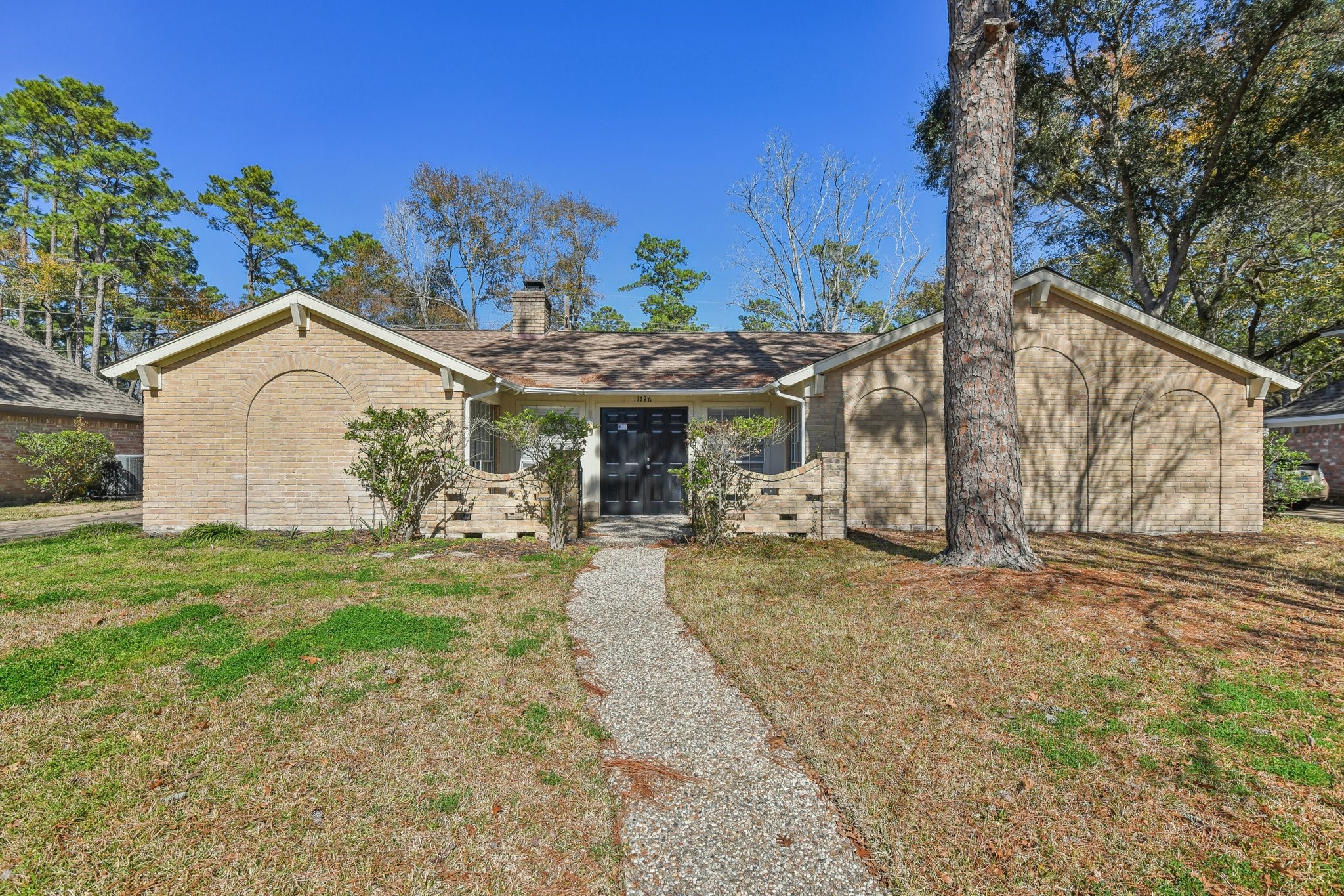 11726 Laneview Drive Property Photo 1