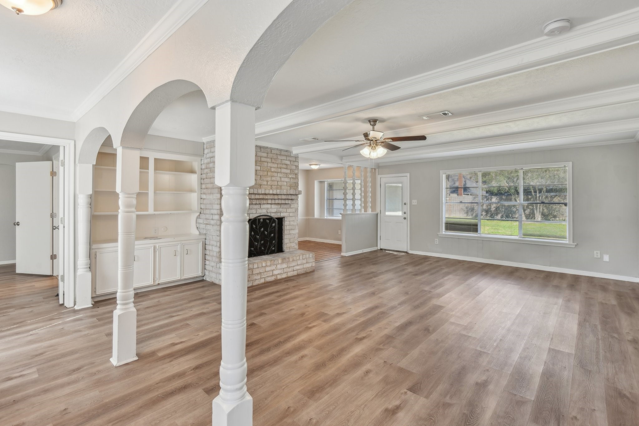 11726 Laneview Drive Property Photo 6