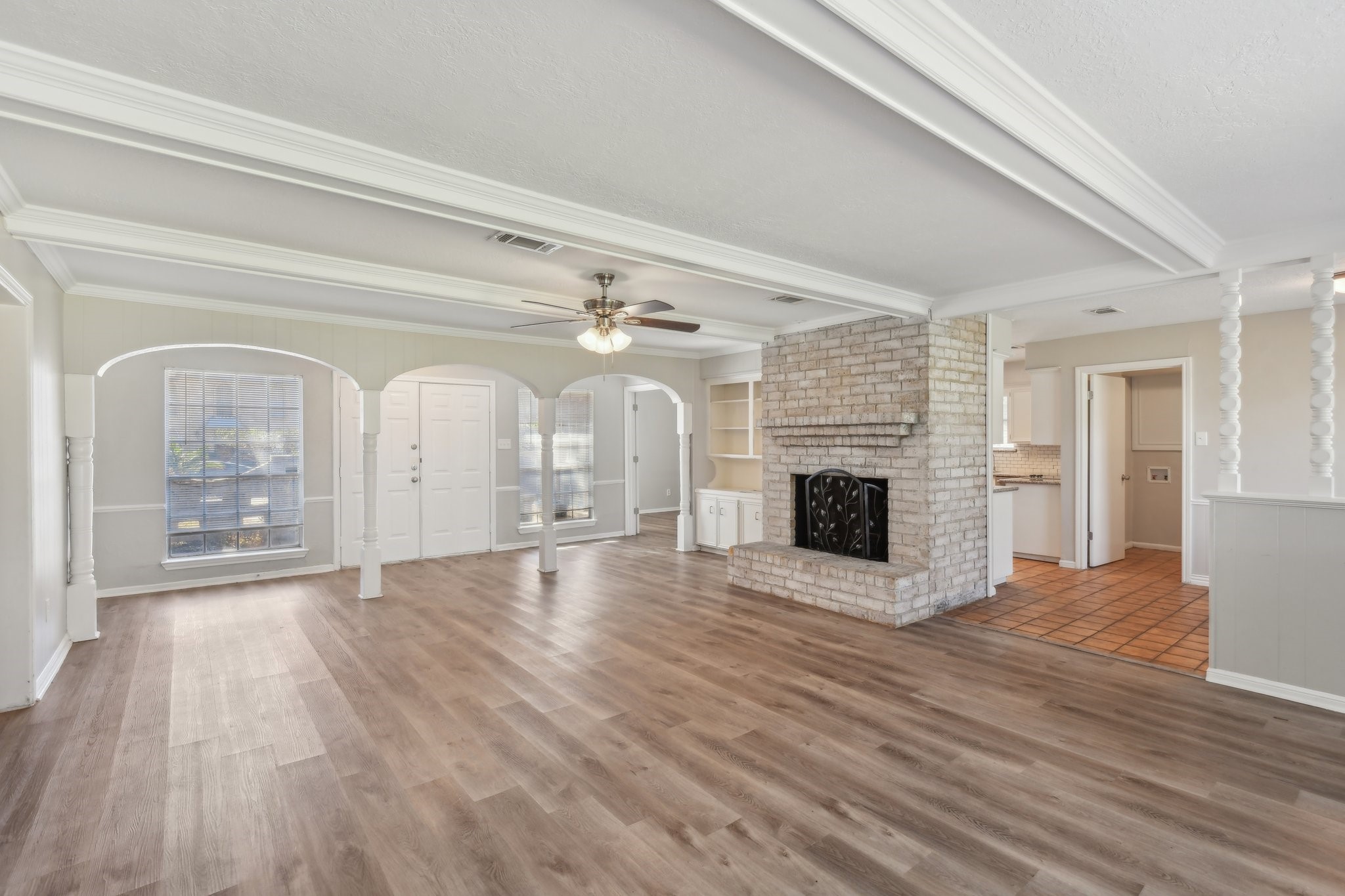 11726 Laneview Drive Property Photo 8