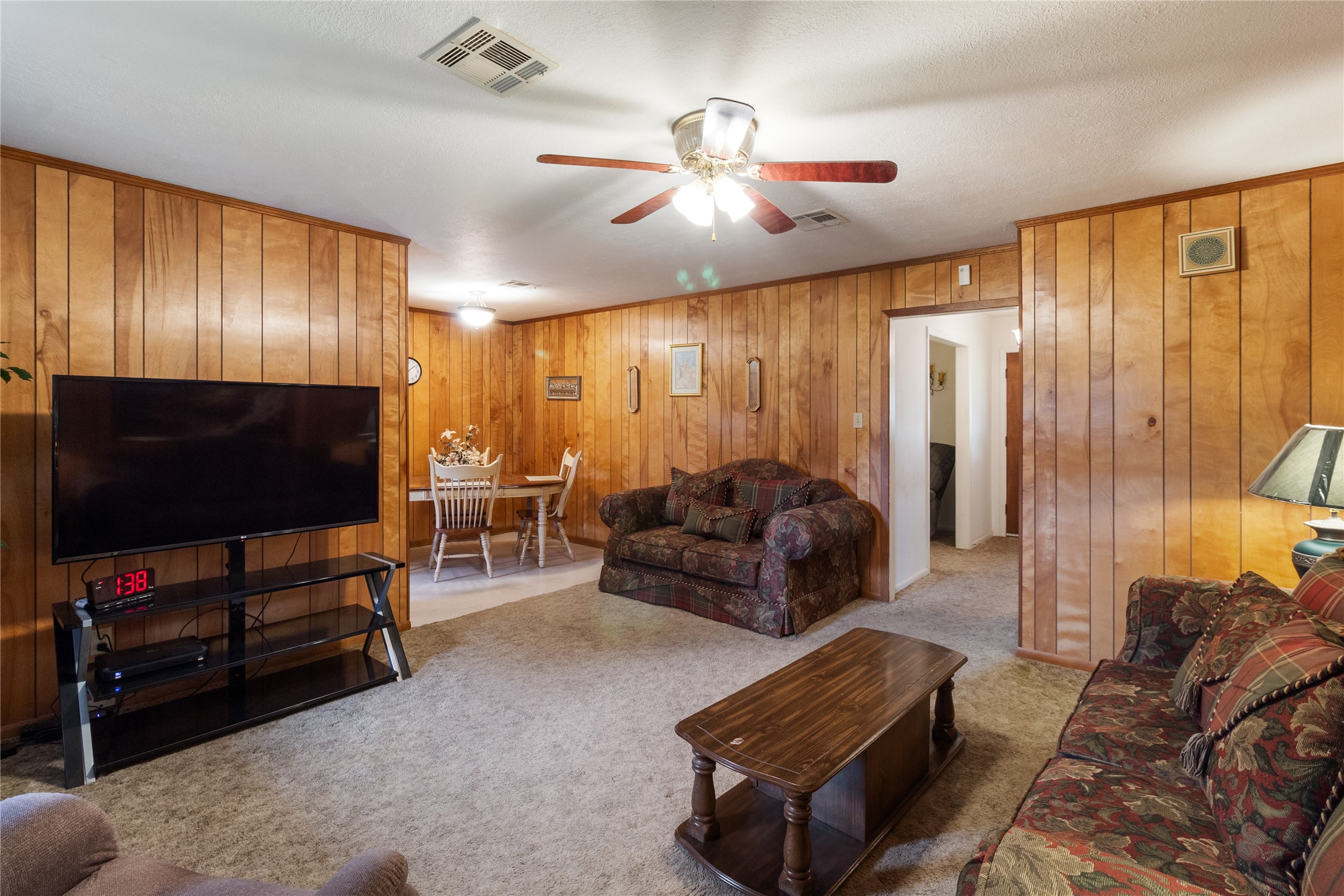 401 N San Marcos Street Property Photo 10