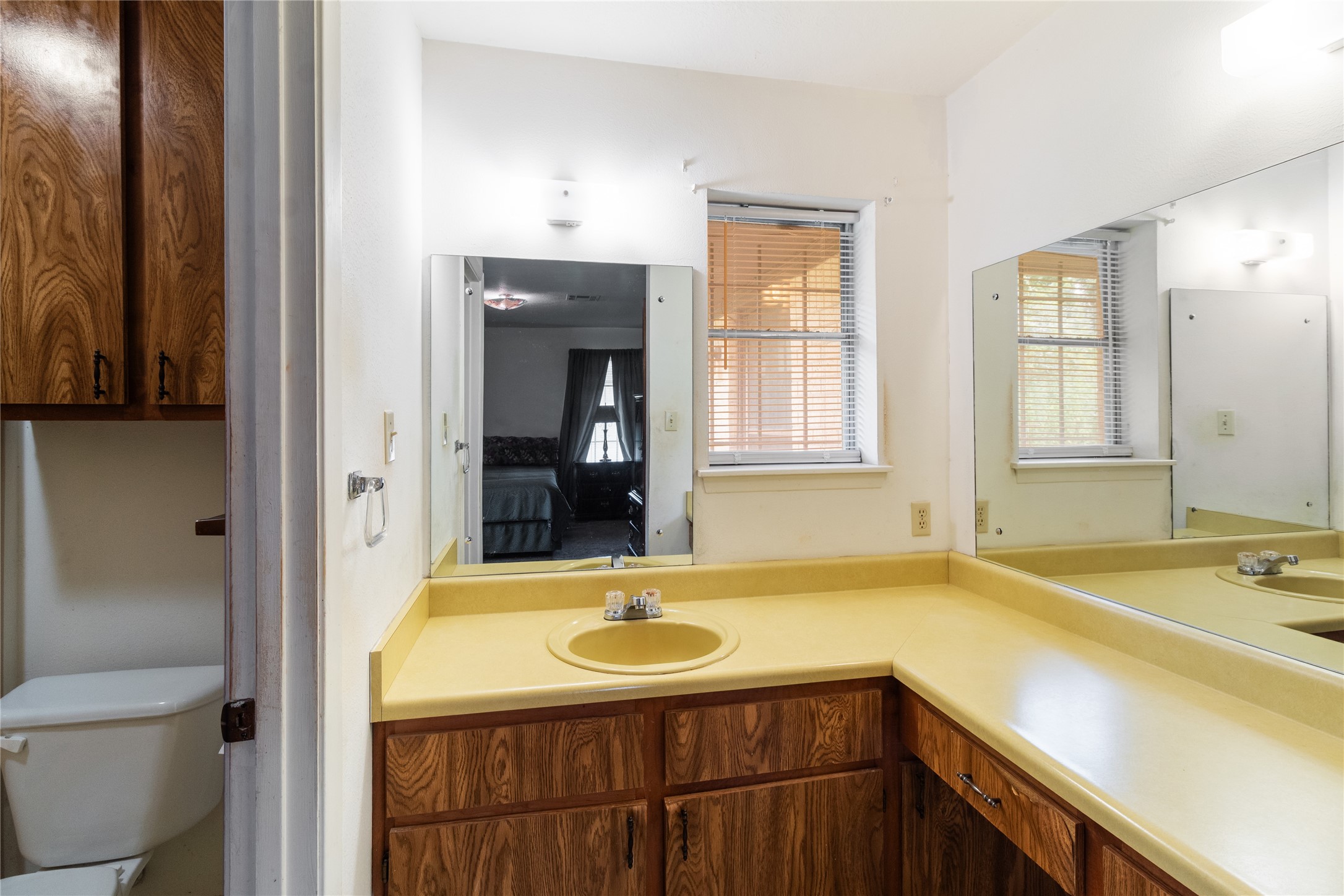 401 N San Marcos Street Property Photo 20