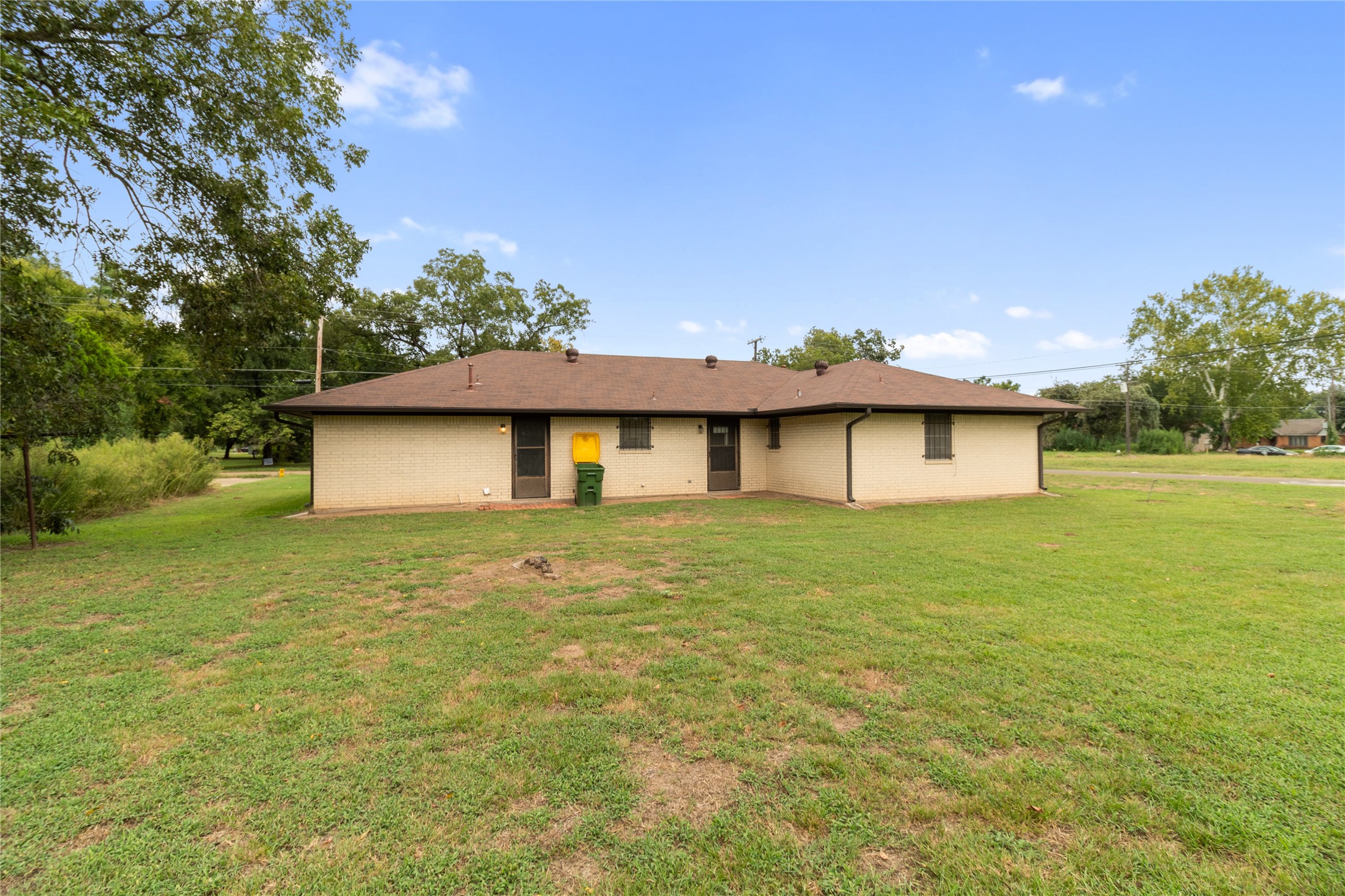 401 N San Marcos Street Property Photo 27