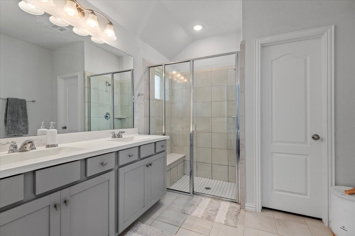 16327 Rockdale Landing Drive Property Photo 34