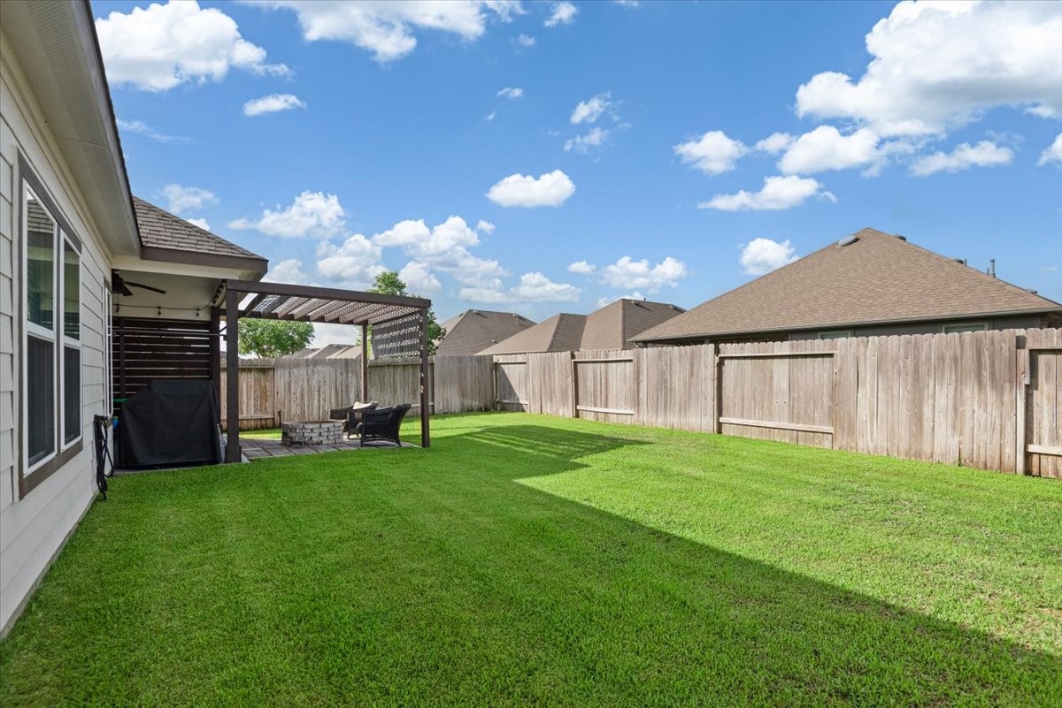 16327 Rockdale Landing Drive Property Photo 41