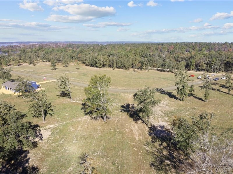 4 Pr 7860 Property Photo 15