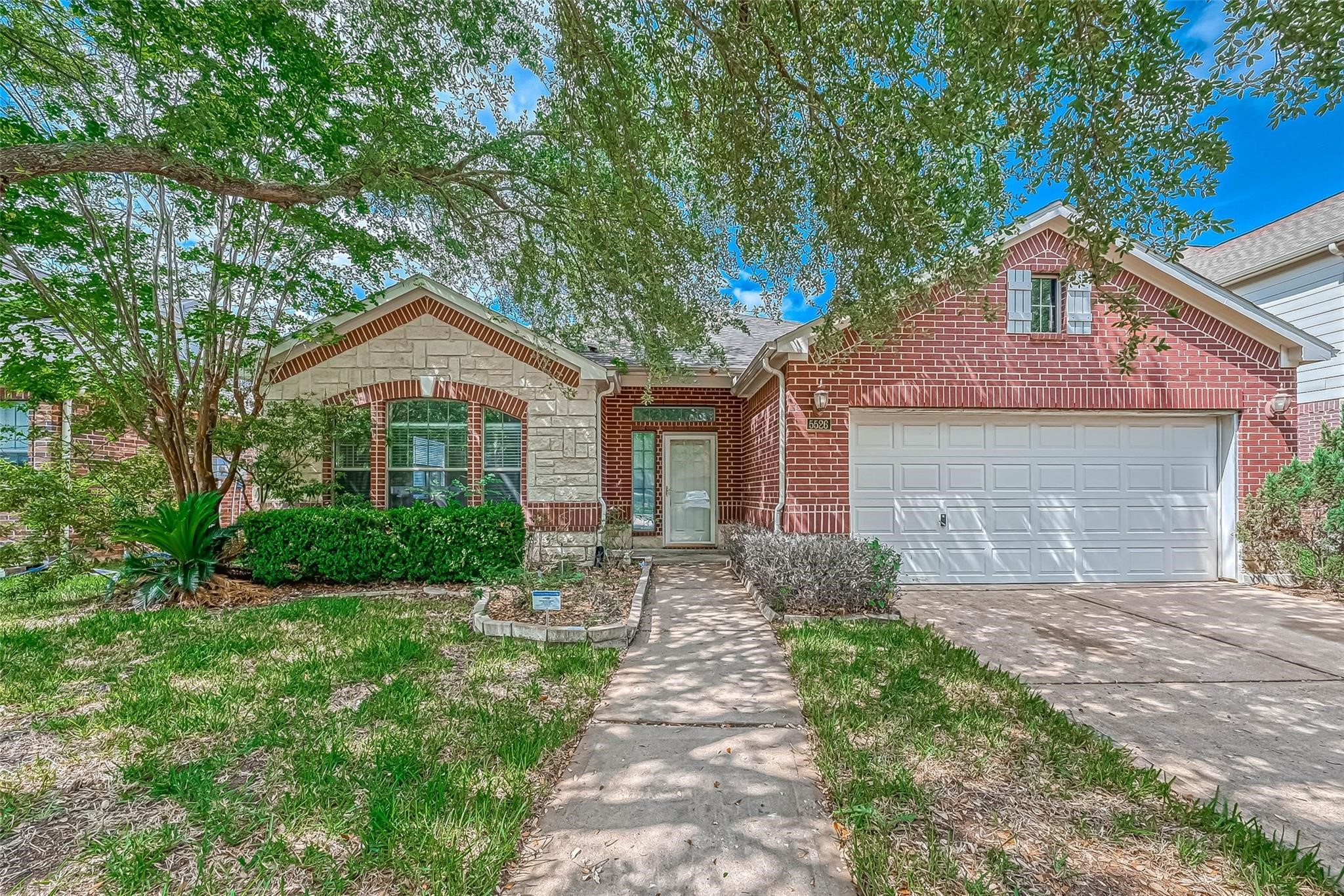 5526 Hazel Berry Way Property Photo 1