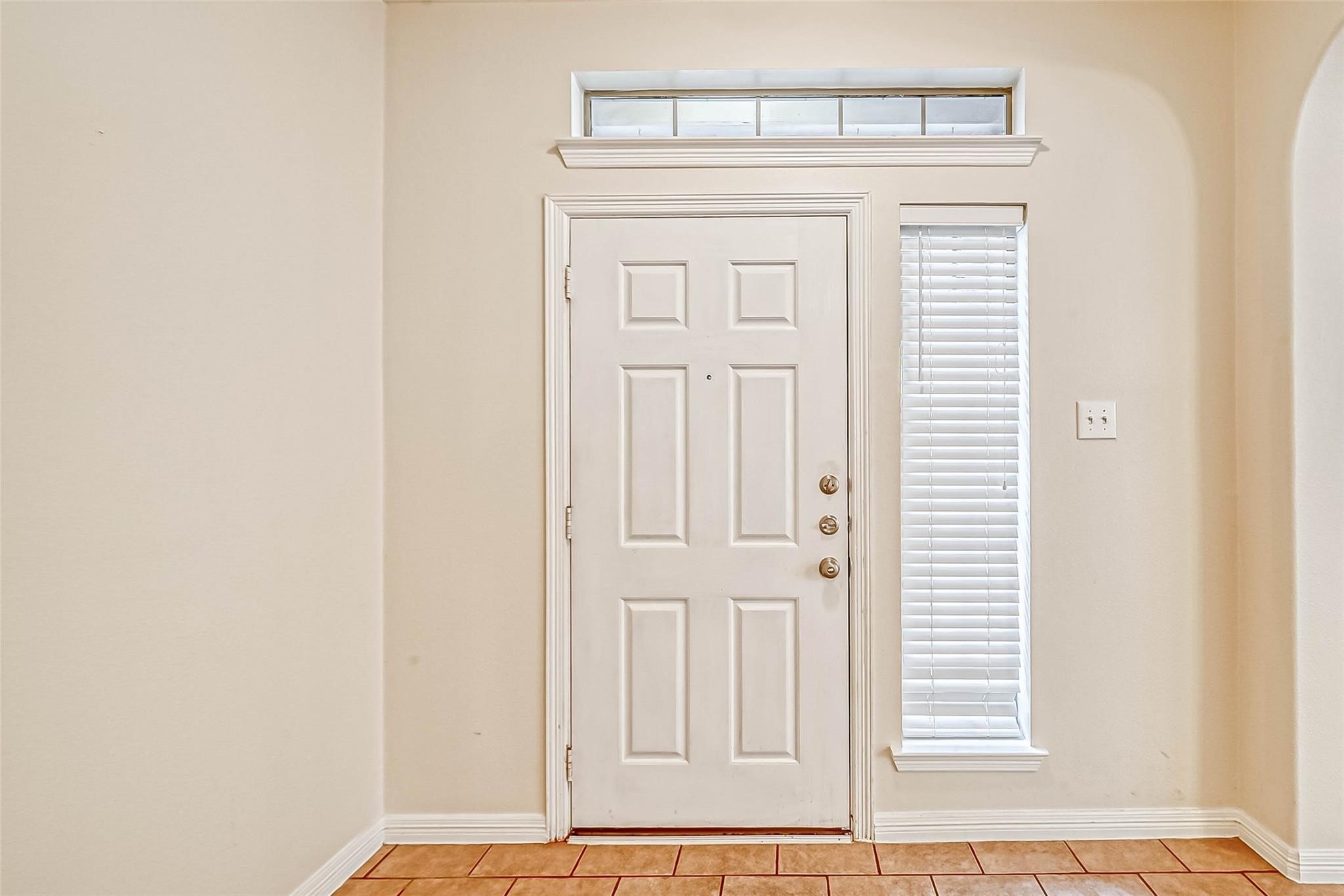 5526 Hazel Berry Way Property Photo 4