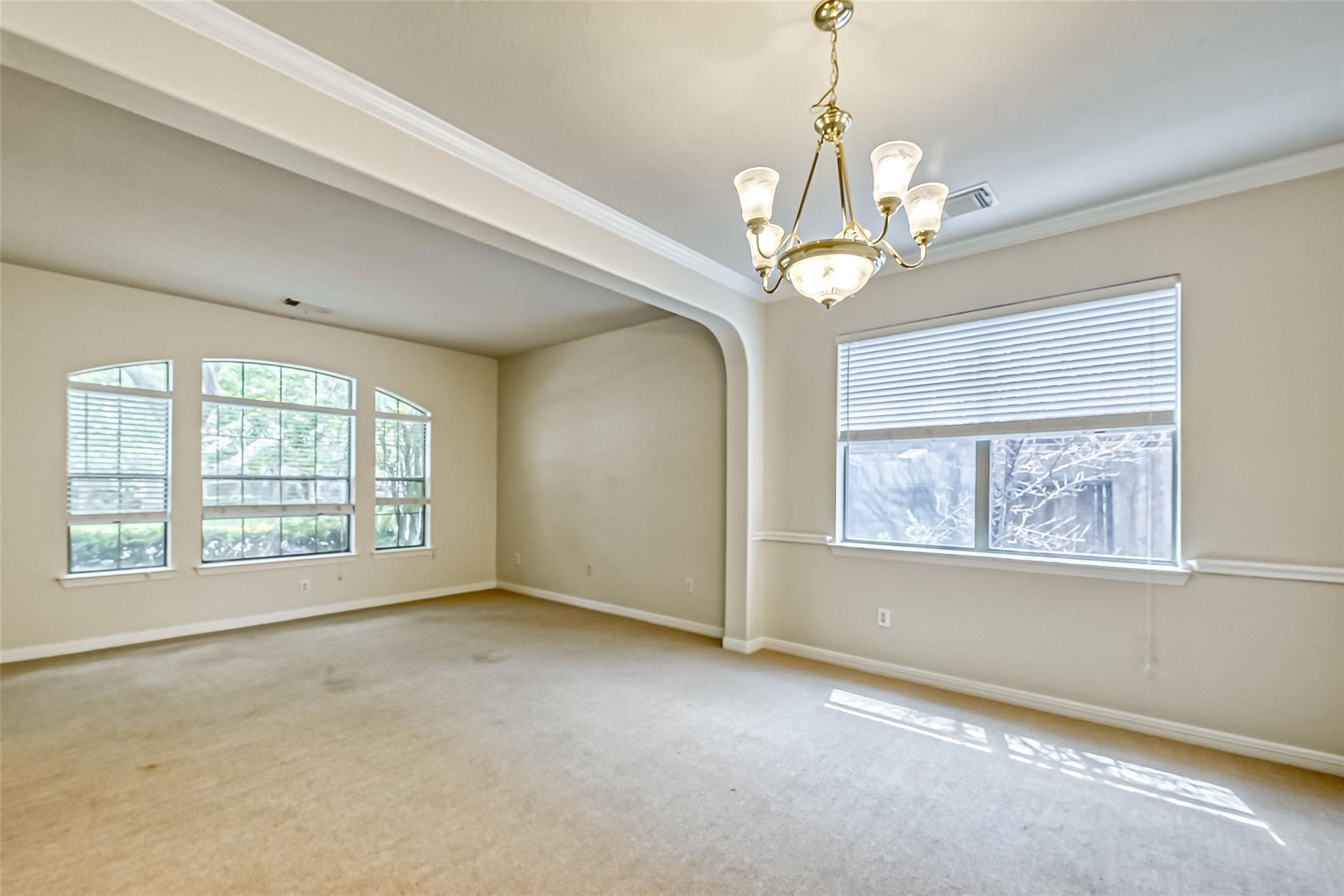 5526 Hazel Berry Way Property Photo 7