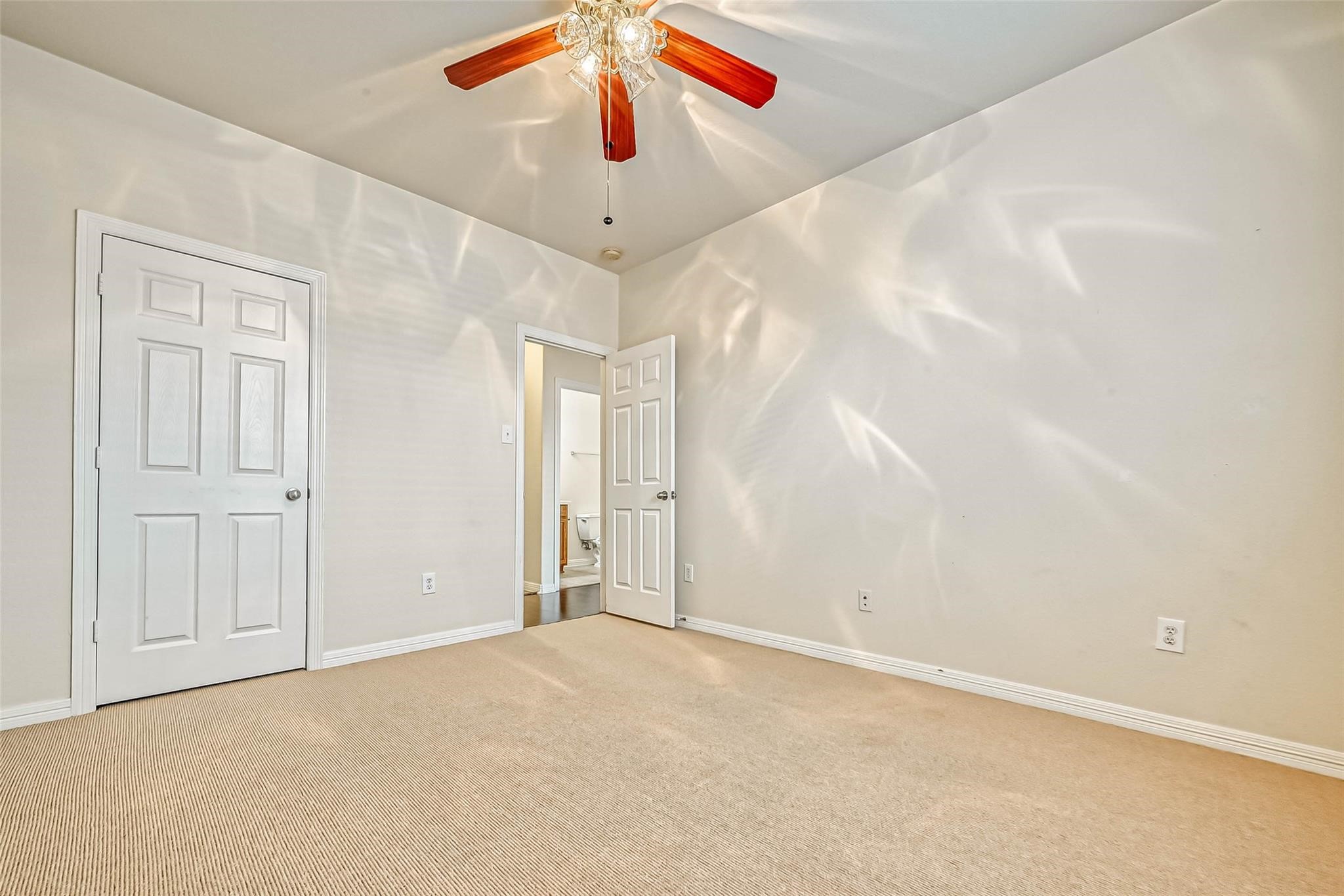 5526 Hazel Berry Way Property Photo 22