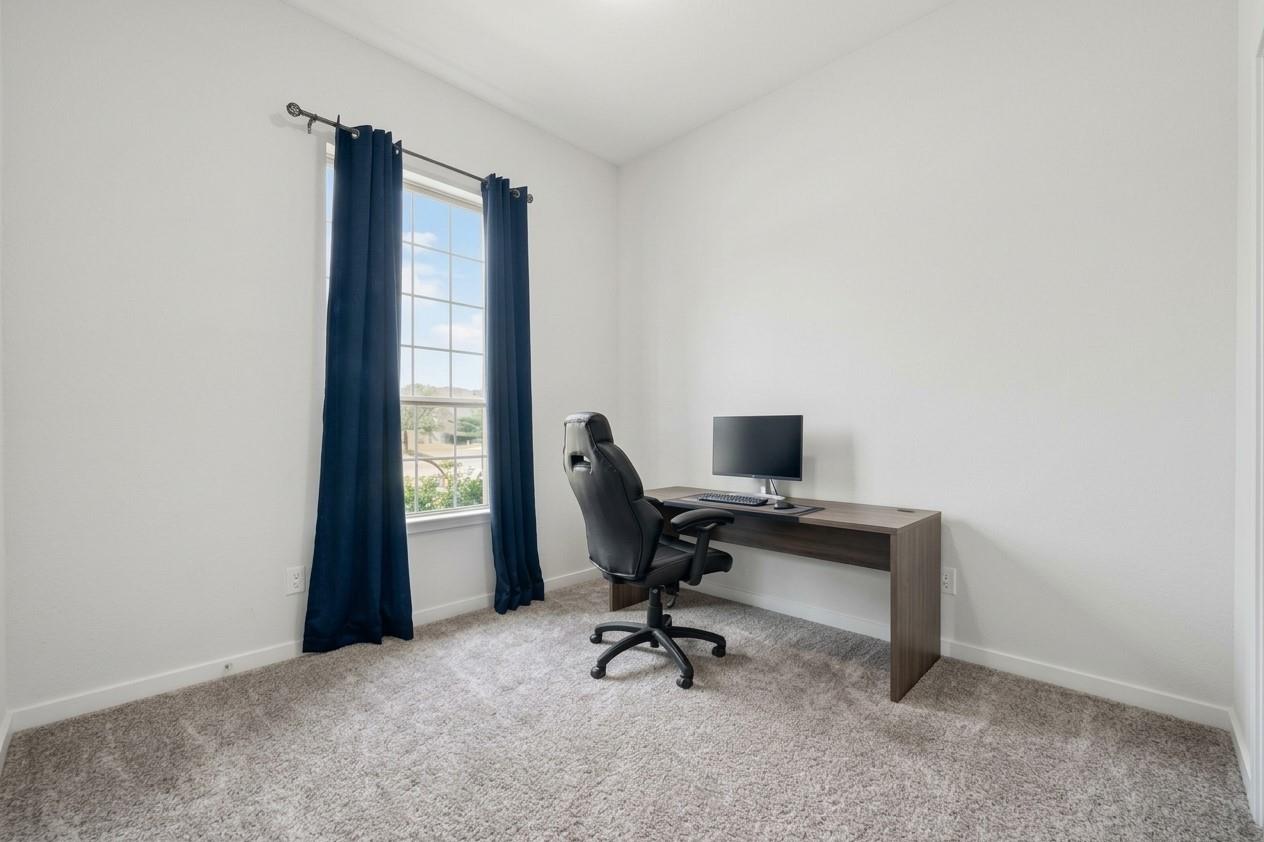 10114 Brush Way Property Photo 6