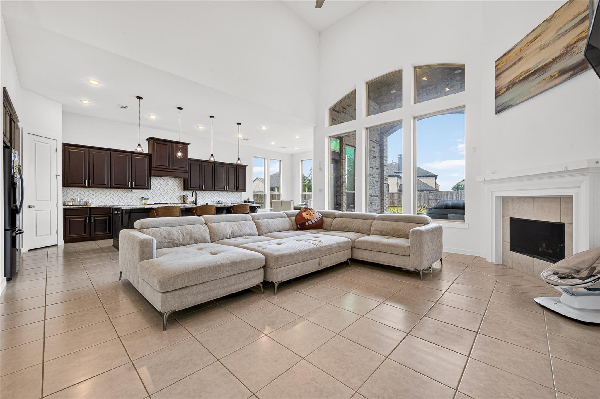10114 Brush Way Property Photo 13