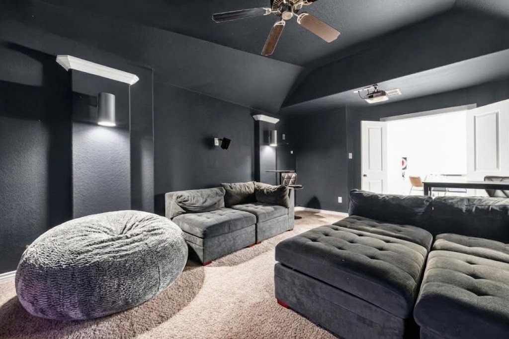 10114 Brush Way Property Photo 33
