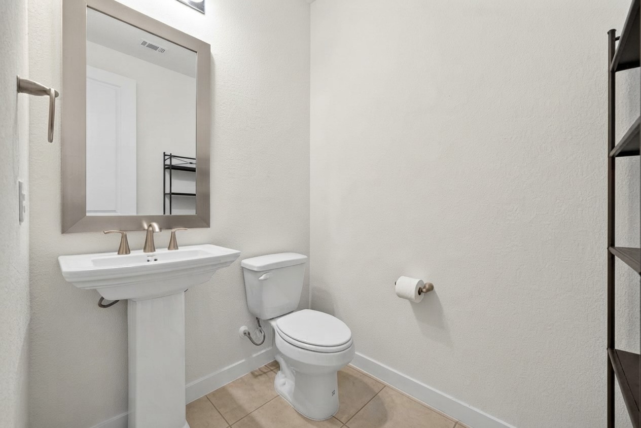 10114 Brush Way Property Photo 38