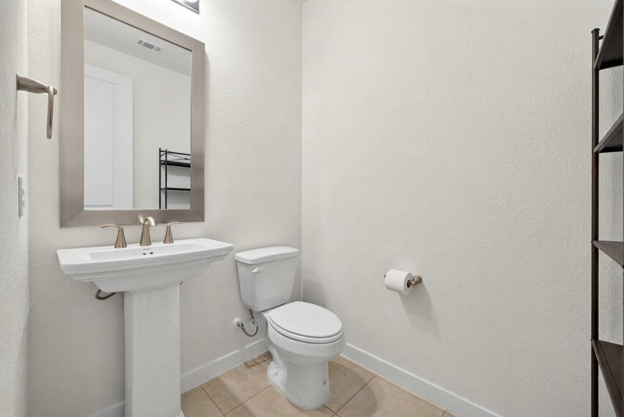 10114 Brush Way Property Photo 38