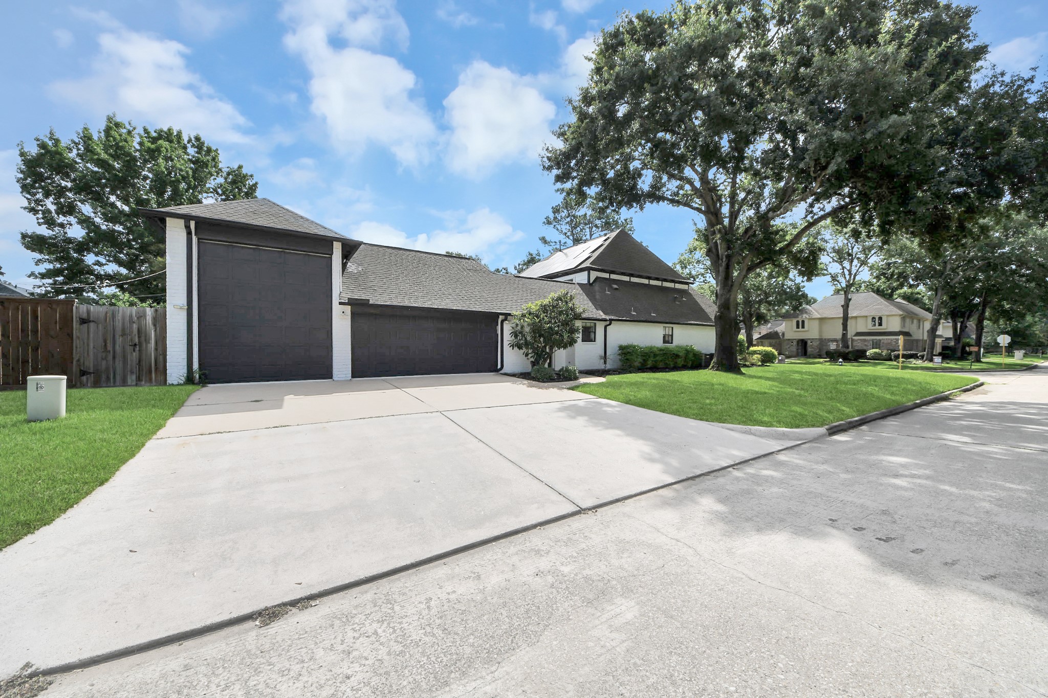 9114 Taidswood Drive Property Photo 9
