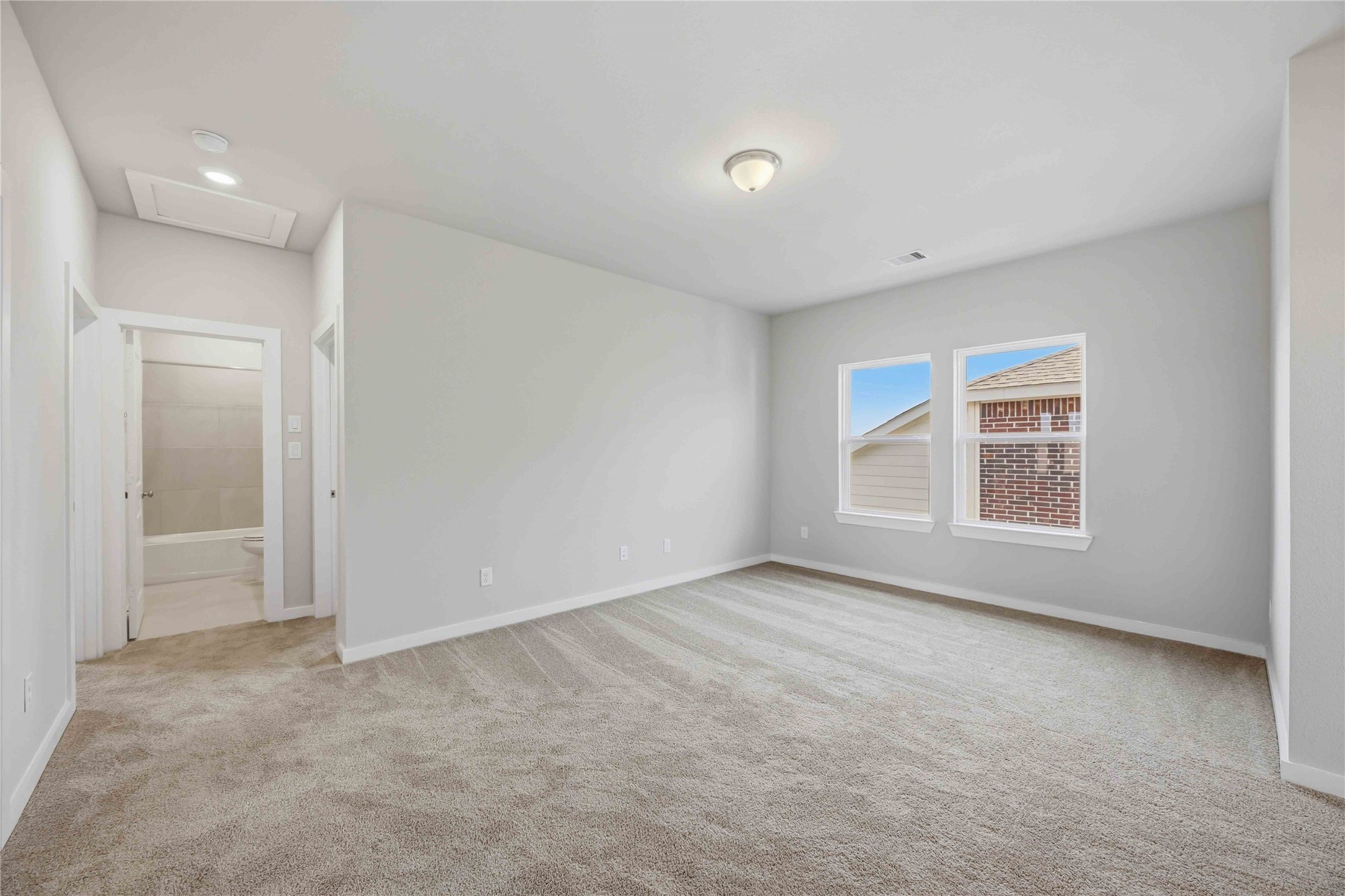 806 Mockingbird Passage Drive Property Photo 36