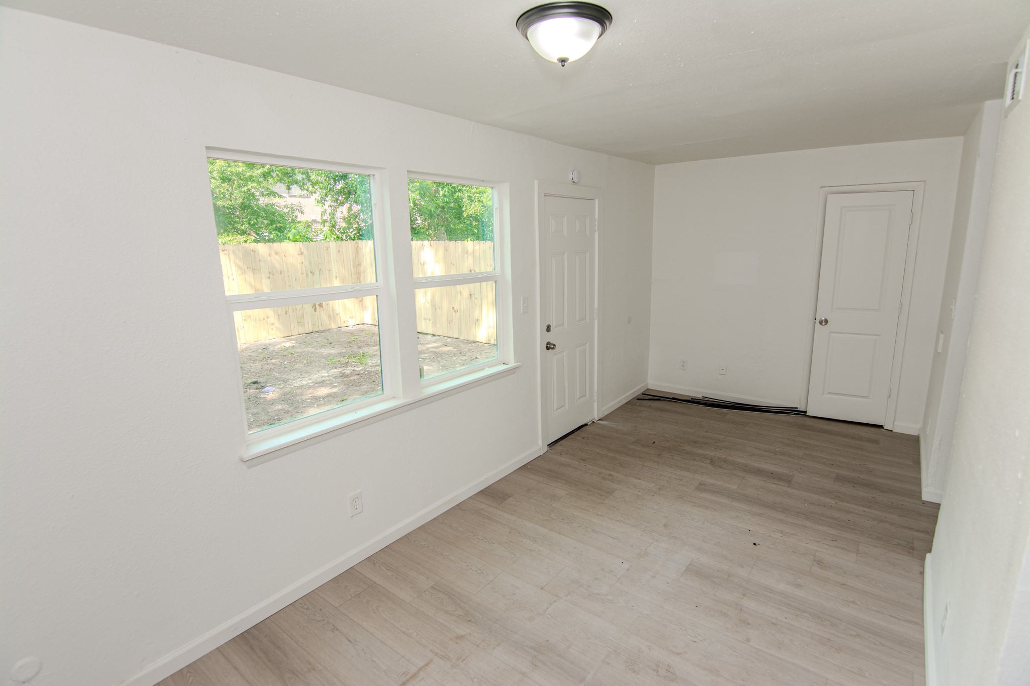 7867 Hamlet Street Property Photo 5