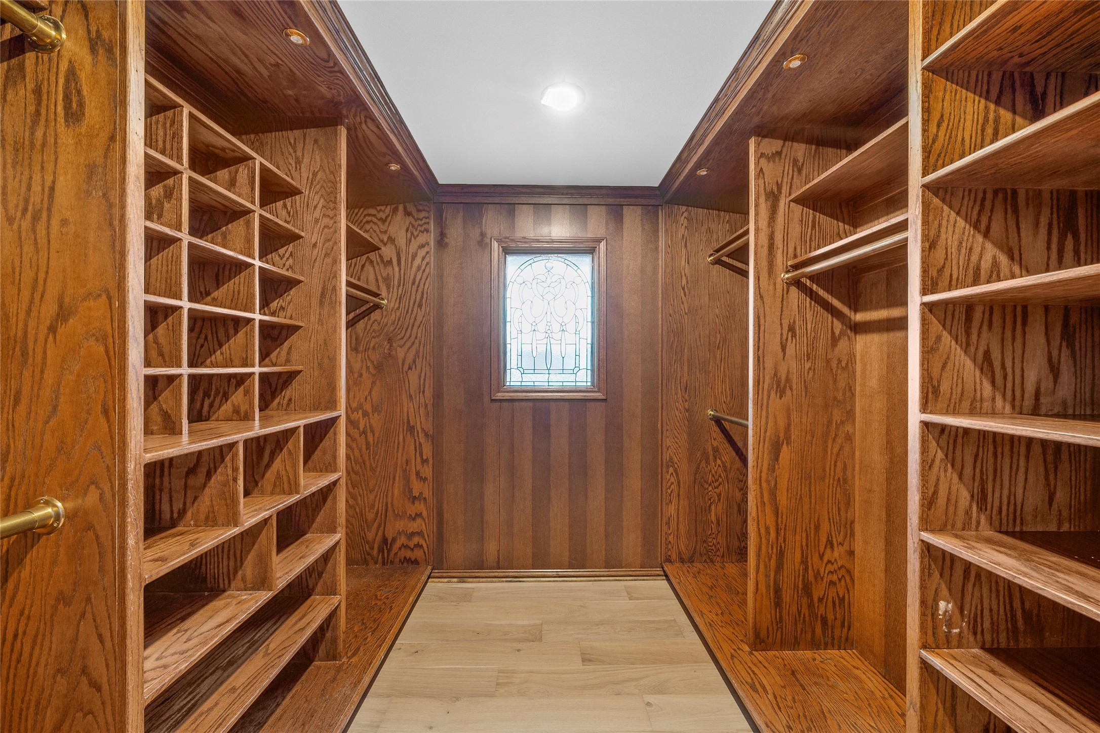 3740 Chimney Ridge Drive Property Photo 10