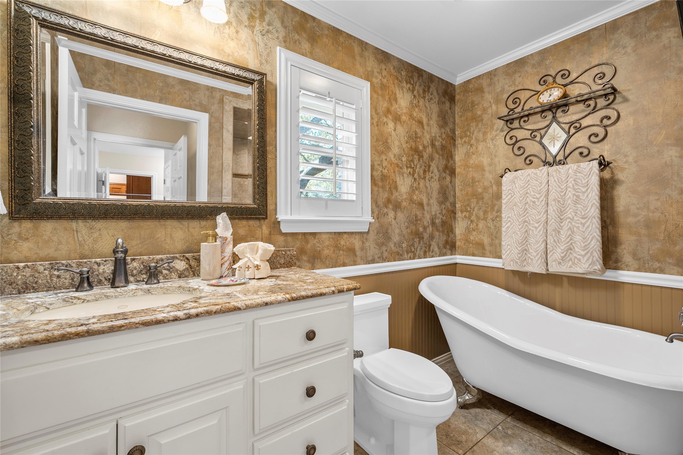 3740 Chimney Ridge Drive Property Photo 18