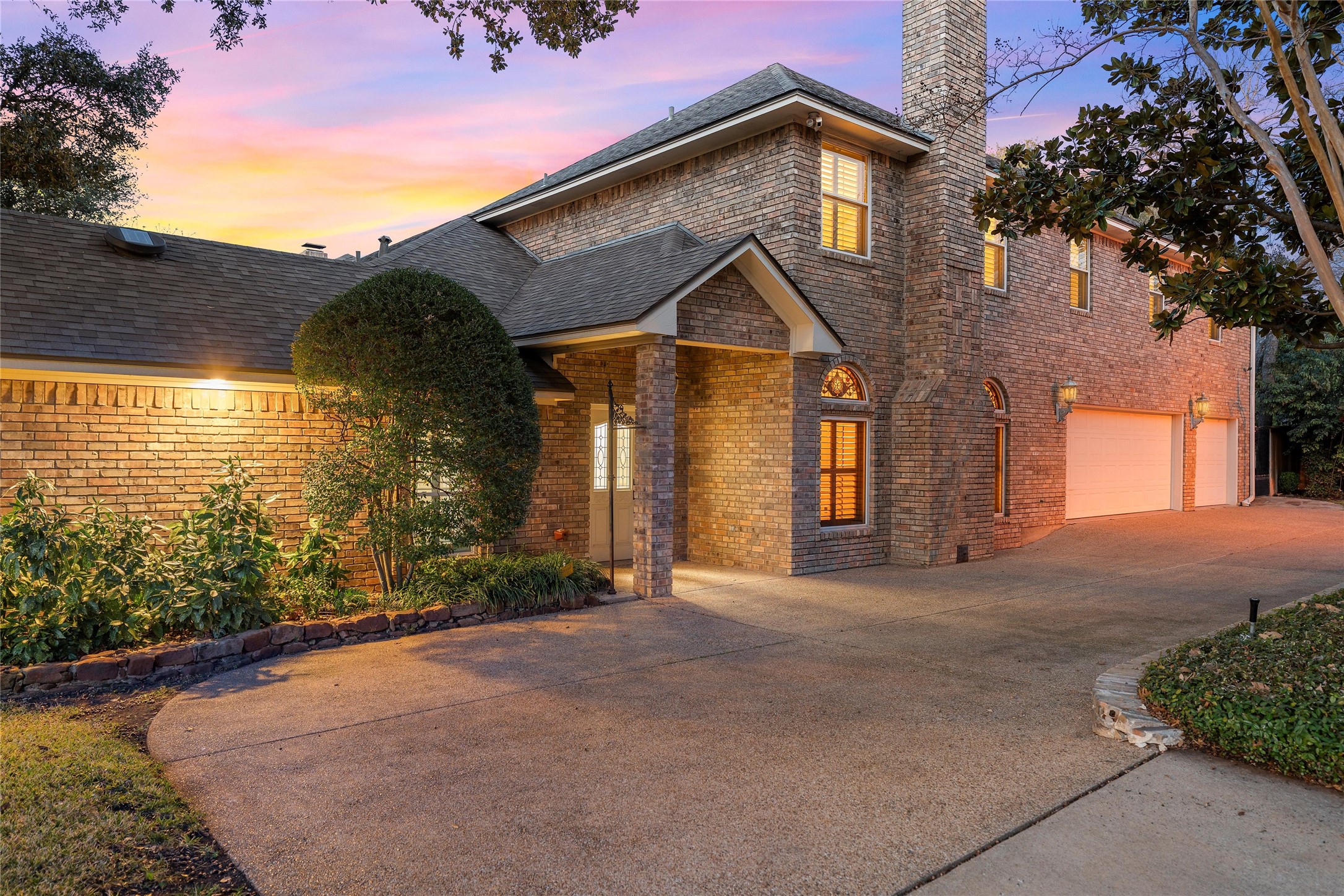3740 Chimney Ridge Drive Property Photo 27