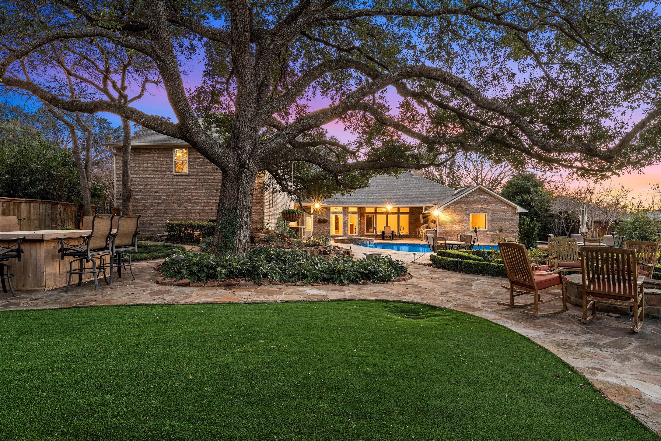 3740 Chimney Ridge Drive Property Photo 28