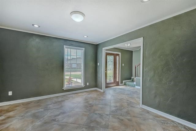 525 Longmeadow Street Property Photo 15
