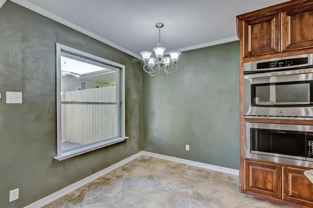 525 Longmeadow Street Property Photo 19