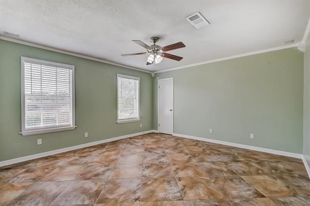 525 Longmeadow Street Property Photo 25