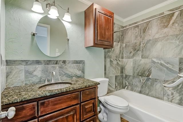525 Longmeadow Street Property Photo 27