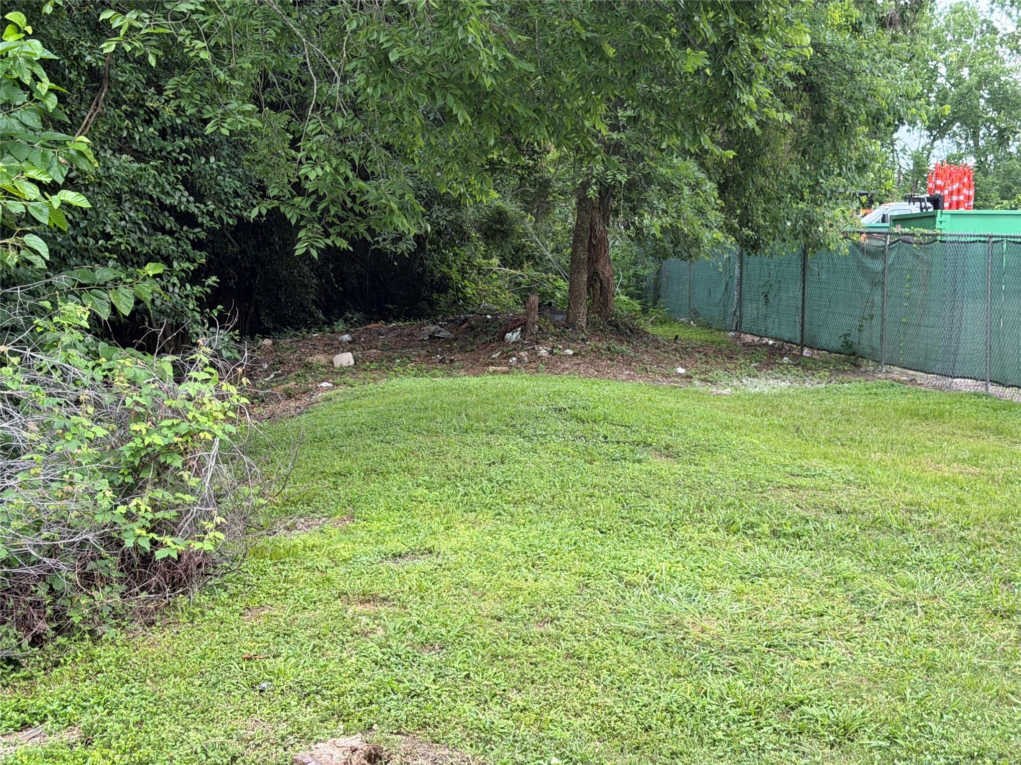 4846 (Lot 16) Sunbeam Street, Houston TX 77033 Property Photo 1
