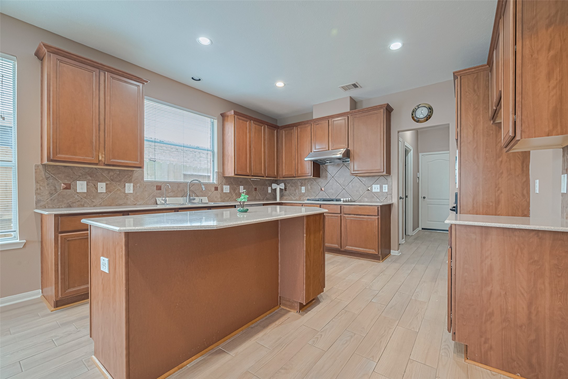 3822 Auburn Grove Circle Property Photo 13