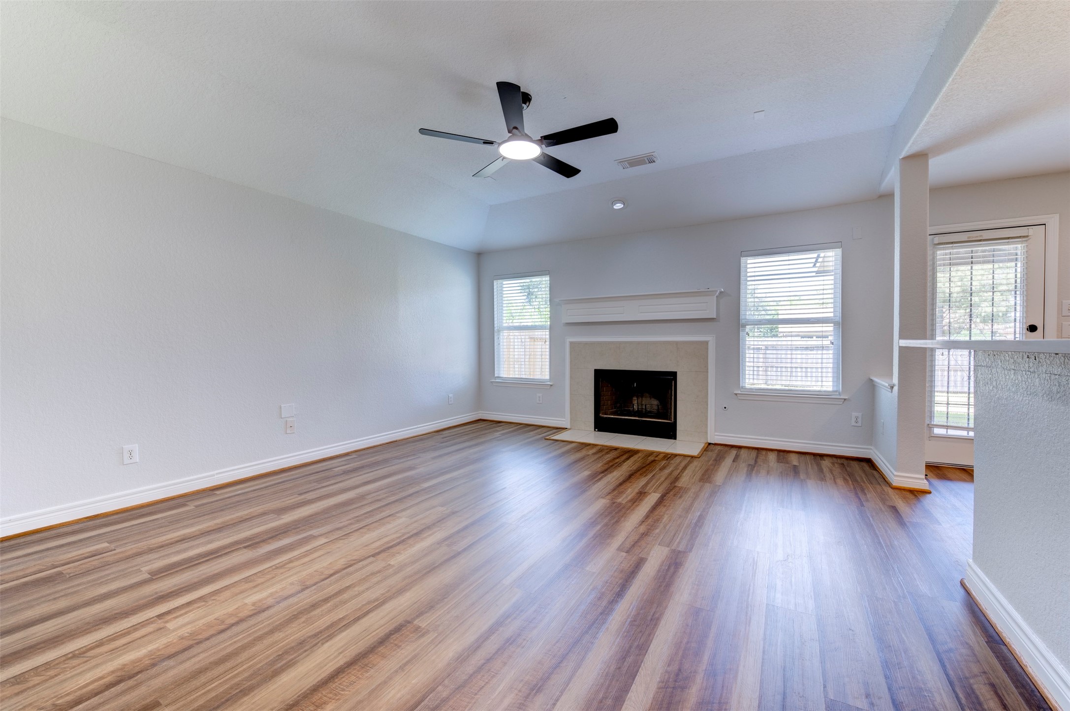 6530 Jasmine Arbor Lane Property Photo 4