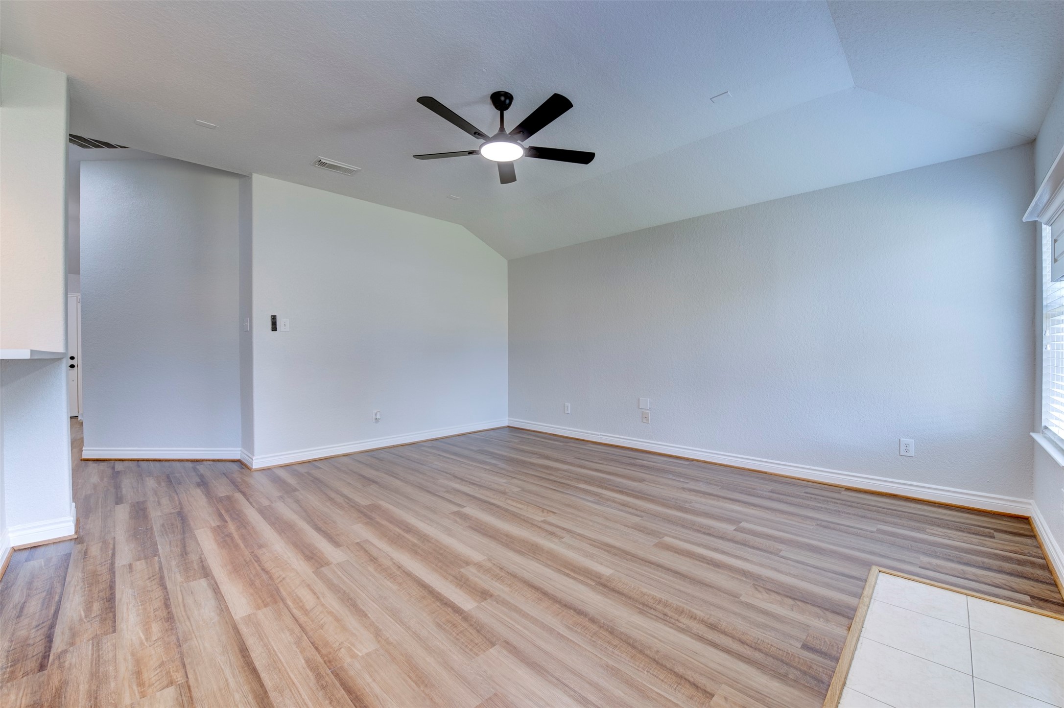 6530 Jasmine Arbor Lane Property Photo 5