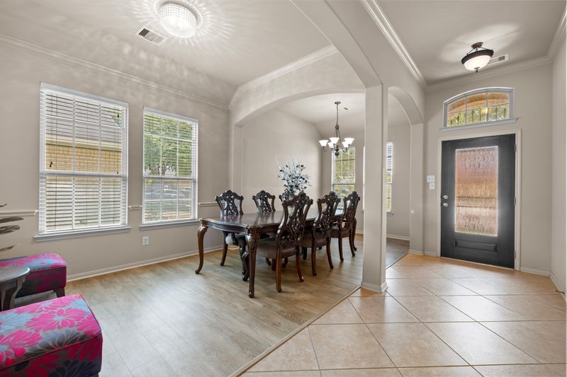 12610 Redbud Villa Lane Property Photo 4