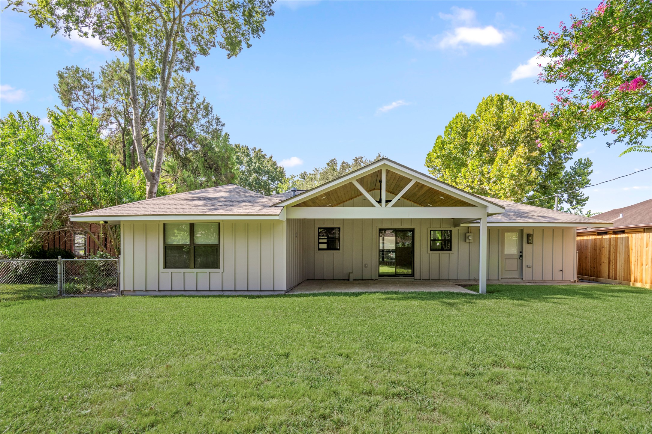 9606 Pine Lake Drive Property Photo 29