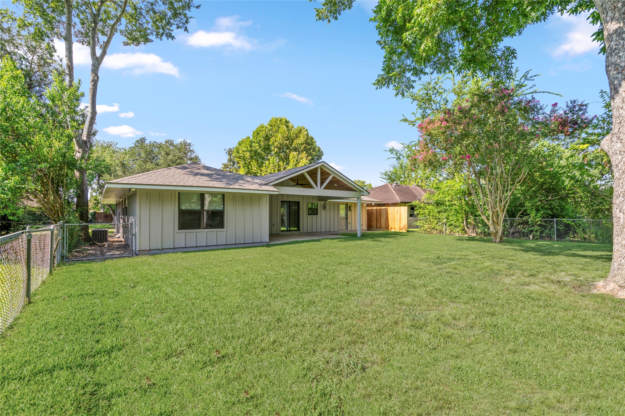 9606 Pine Lake Drive Property Photo 30
