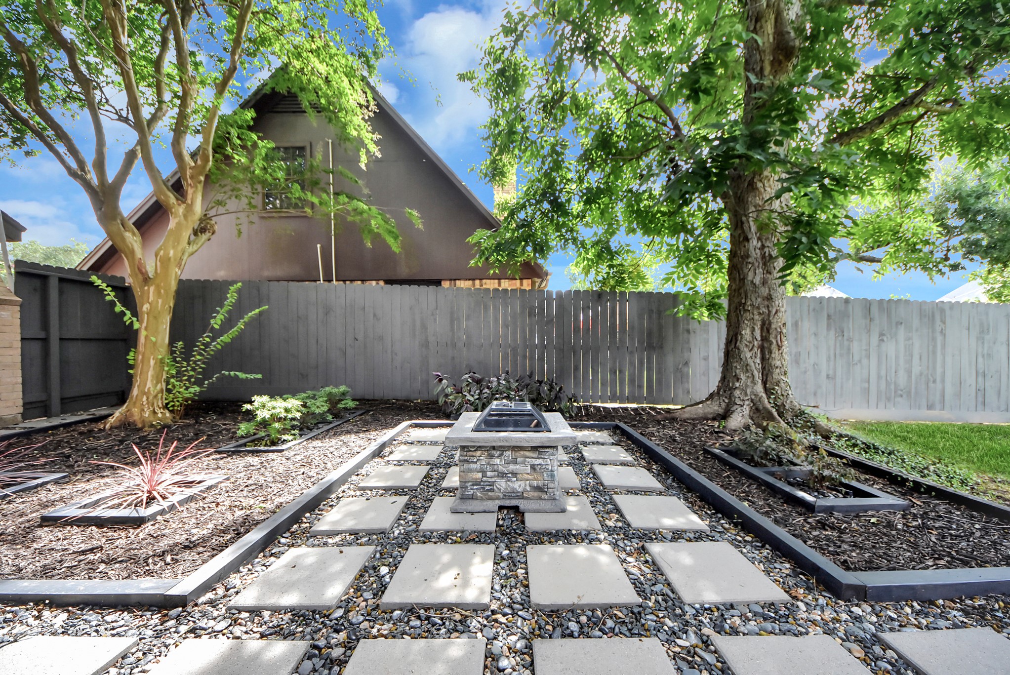 407 Hedgecroft Drive Property Photo 46