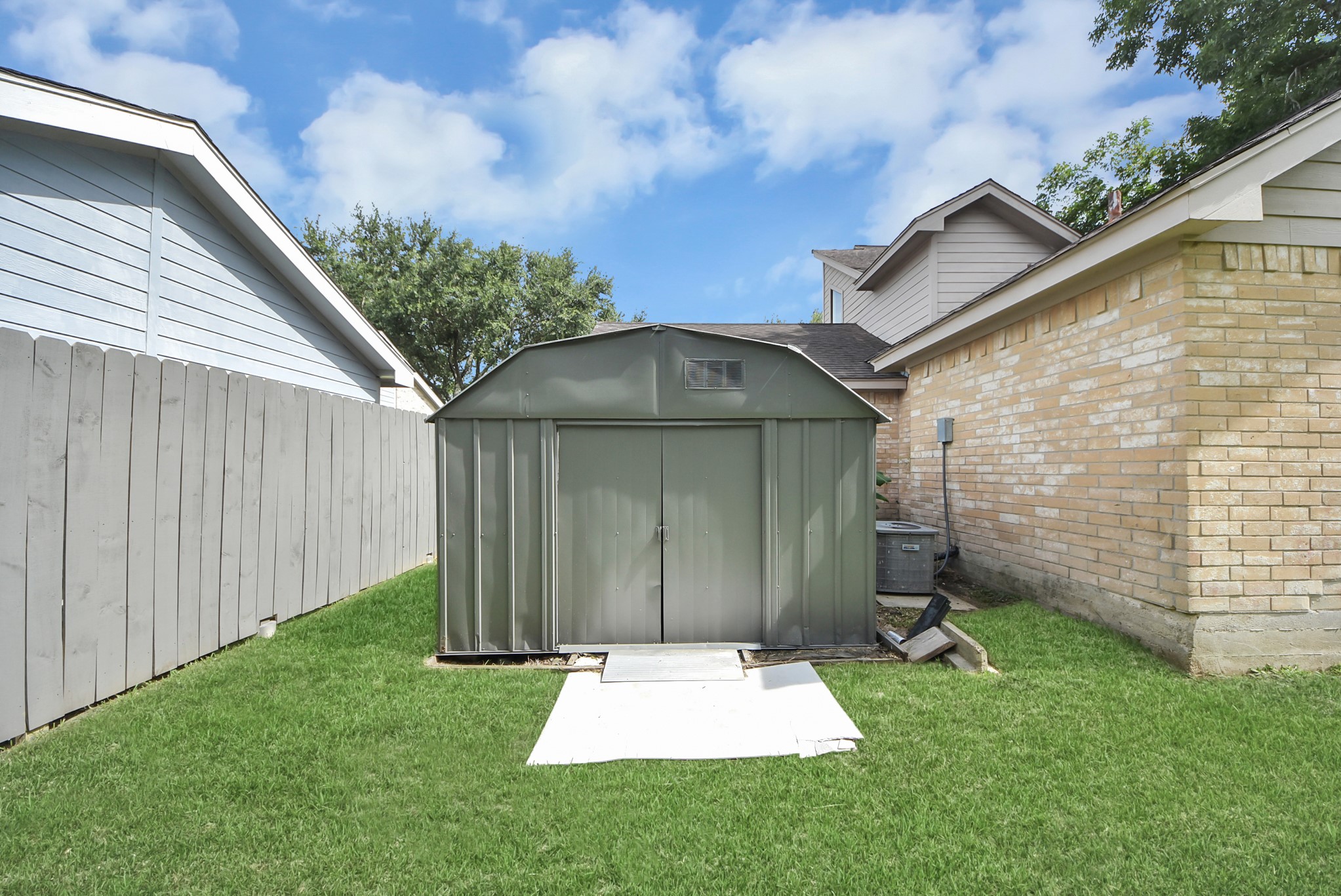 407 Hedgecroft Drive Property Photo 48