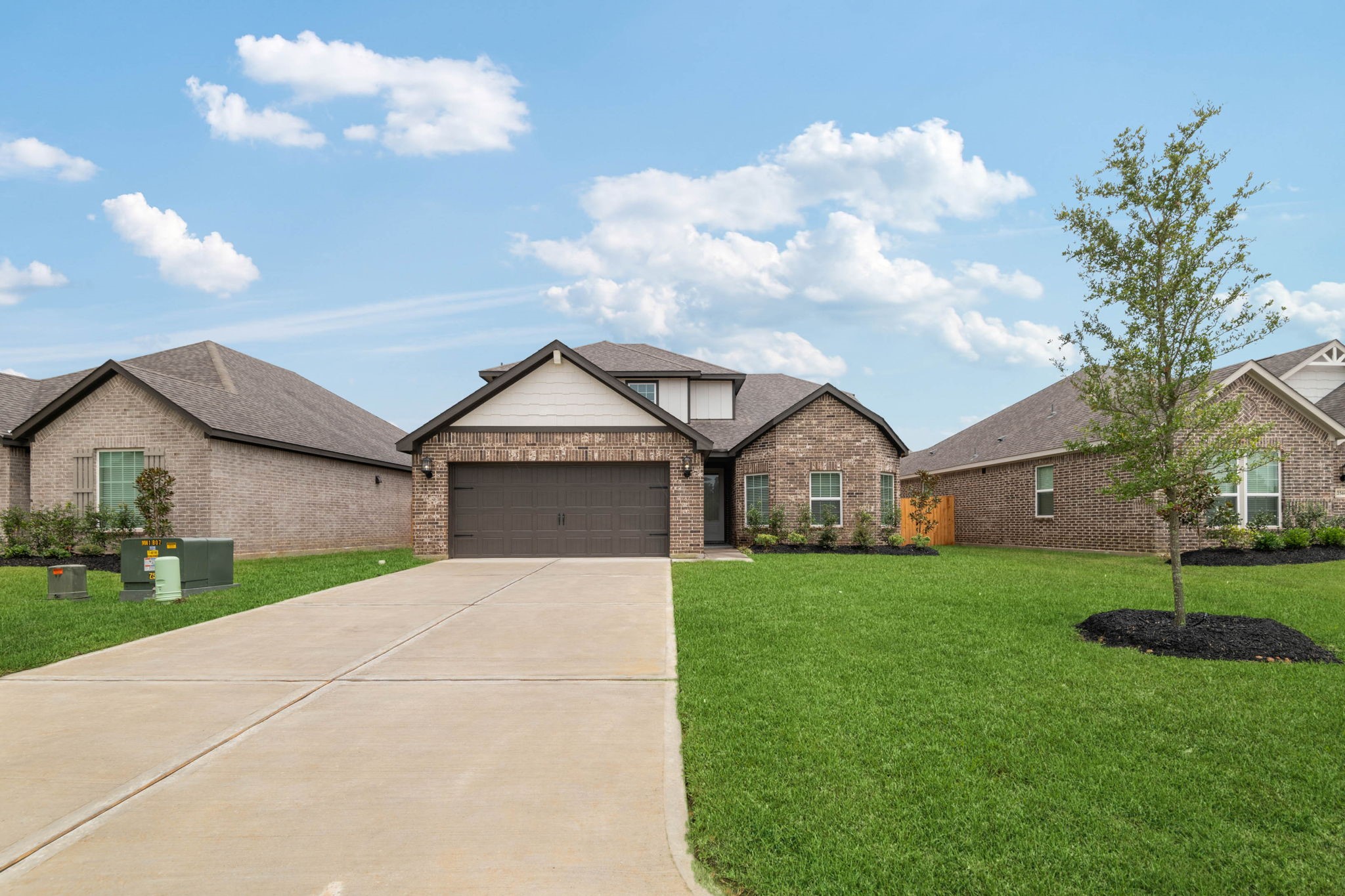 21571 Bluebonnet Bay Drive Property Photo 1